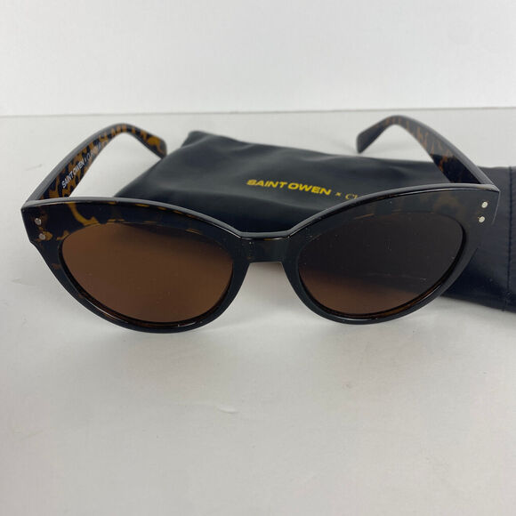 Women's Tortoise Sunglasses - Picture 2 of 8